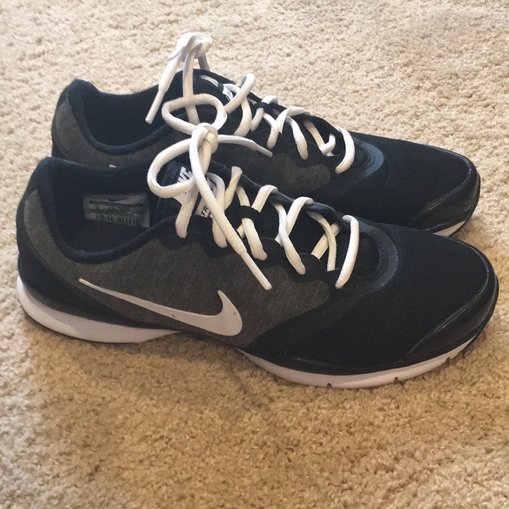 Nike Trainers Memory Foam Footbed size 9